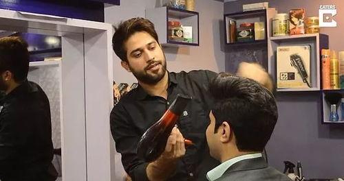 网红理发师文章,从街头小贩到时尚潮流引领者