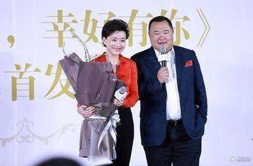 杨澜父母背景,出身名门，传承家国情怀